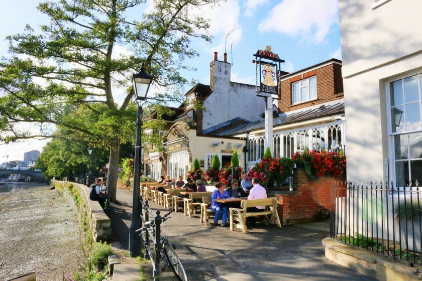 Bell_Crown_Chiswick_37